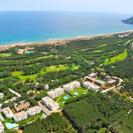 Apartment Green Club